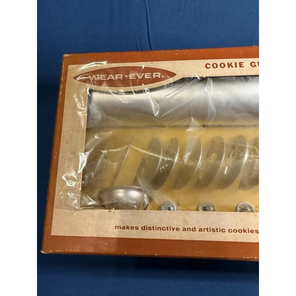 Vintage Wear-Ever Aluminum Cookie Gun and Pastry Decorator Set No. 3365